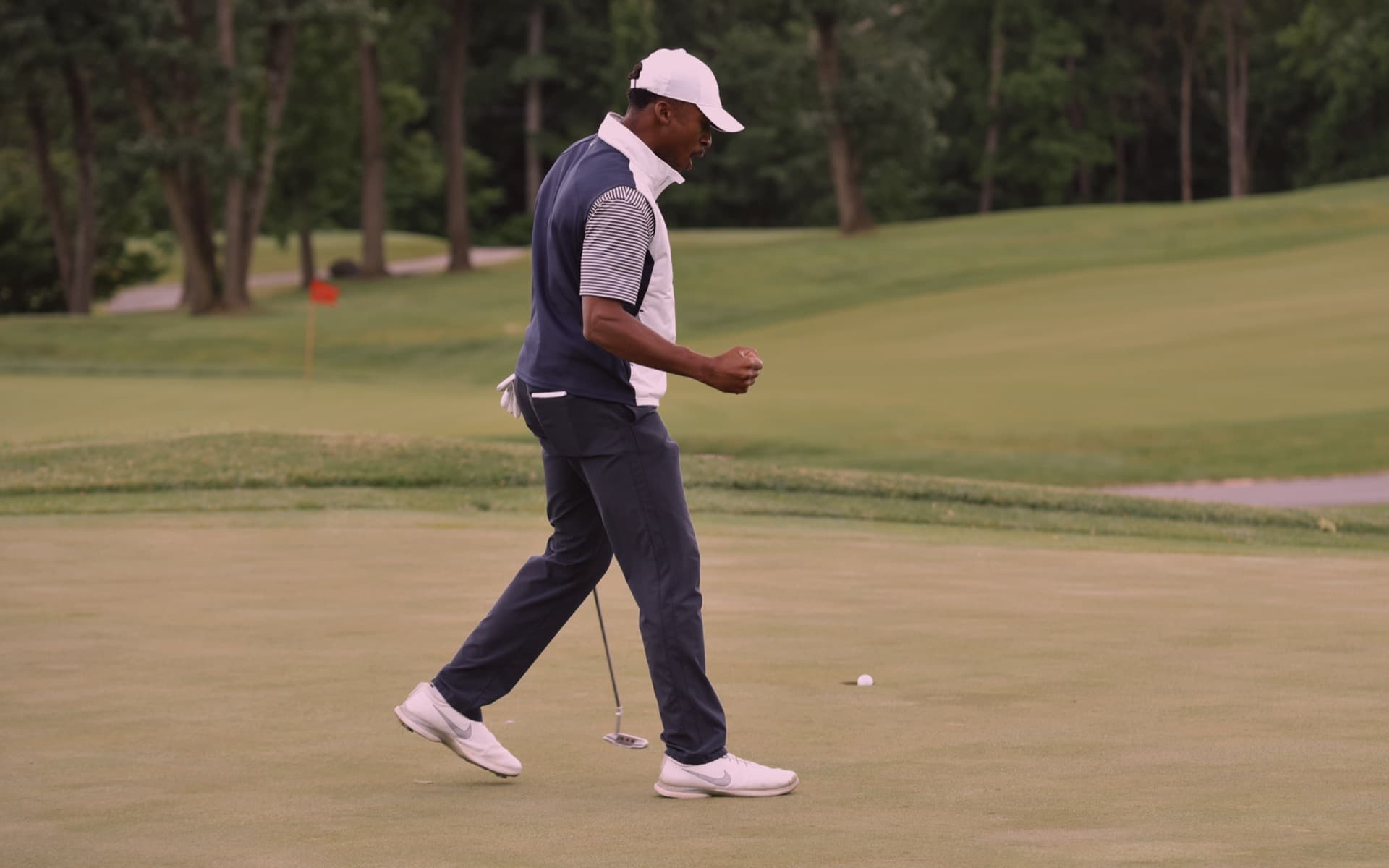 Jeffrey Cunningham fist pump on the green